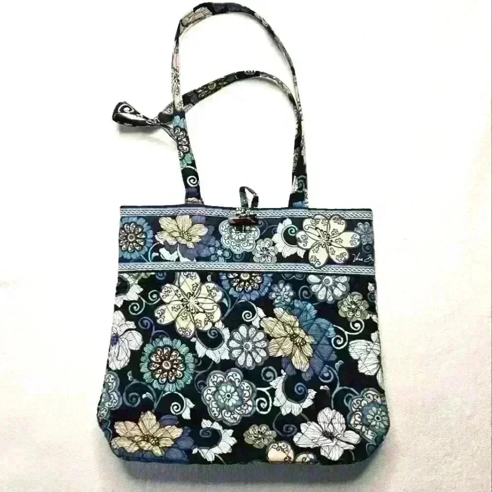 Vera Bradley Blue Cream Floral Cotton Large Tote Very Good Condition